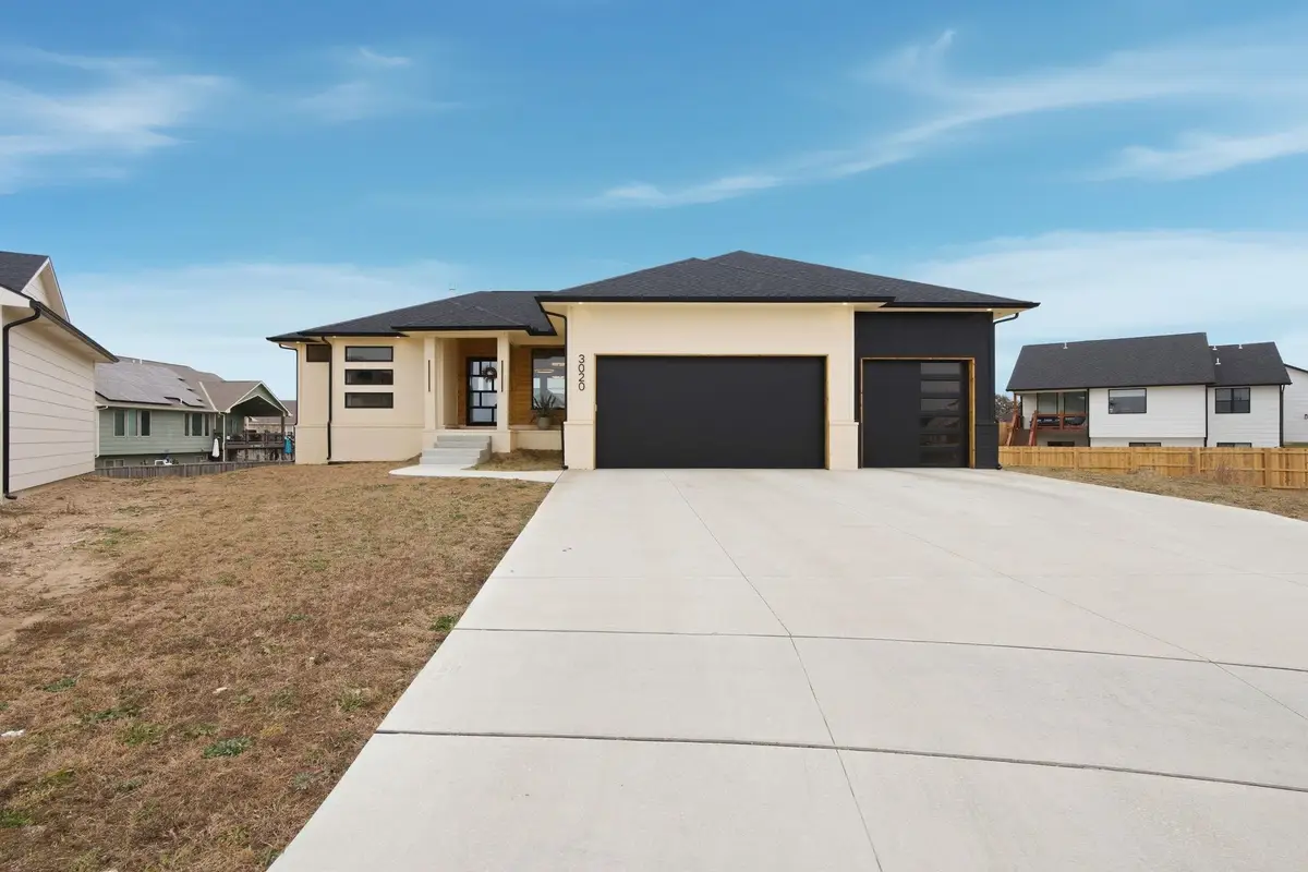 3020 E Burlington Circle, Park City, KS 67219 - Image #1