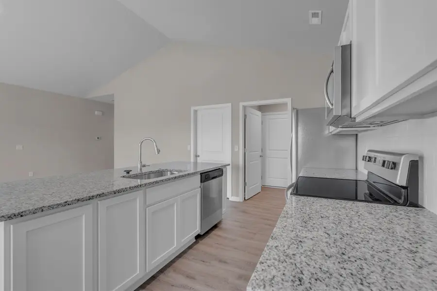 1562 N Emerald Valley Dr, Mulvane, KS 67110 - Image #3