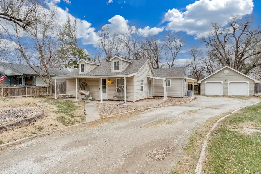 526 N Clara St, Wichita, KS 67212 - Image #2
