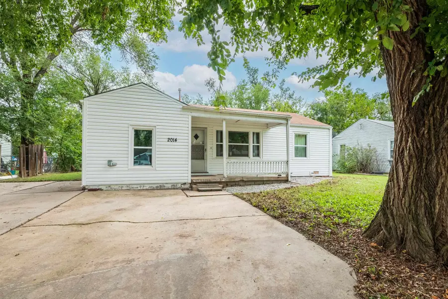 2014 S Saint Clair Ave, Wichita, KS 67213 - Image #2