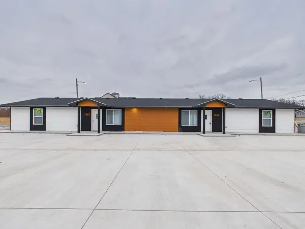 1352-1354 N Chautauqua Ave, Wichita, KS 67214