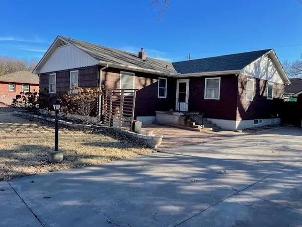 1505 W 7th, Newton, KS 67114