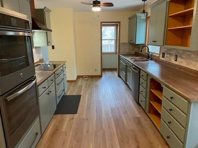 1505 W 7th, Newton, KS 67114 - Image #2