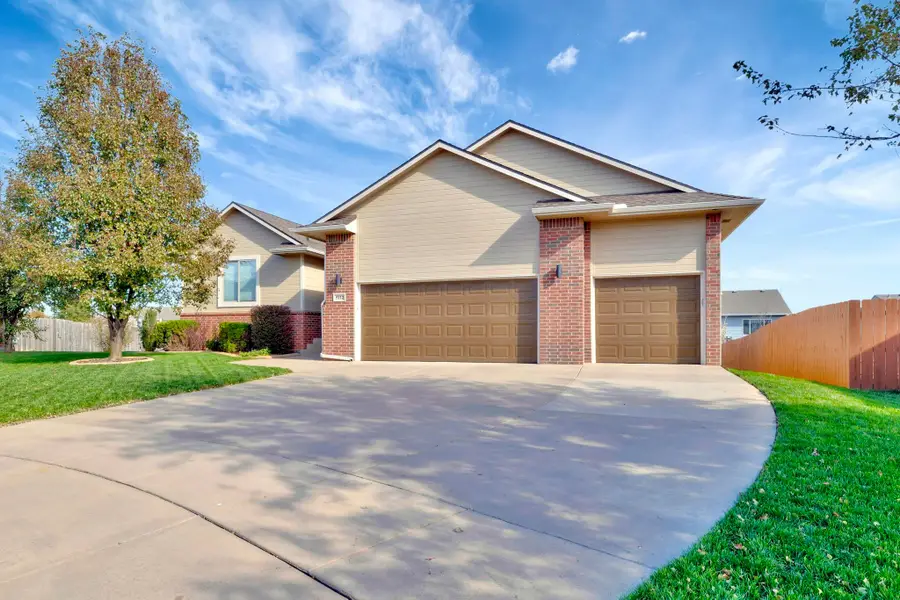 5112 N Saker Cir, Wichita, KS 67219 - Image #3