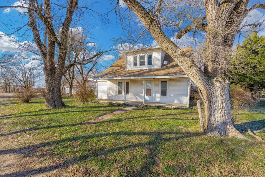 6005 W Irish Creek Rd, Hutchinson, KS 67501 - Image #3