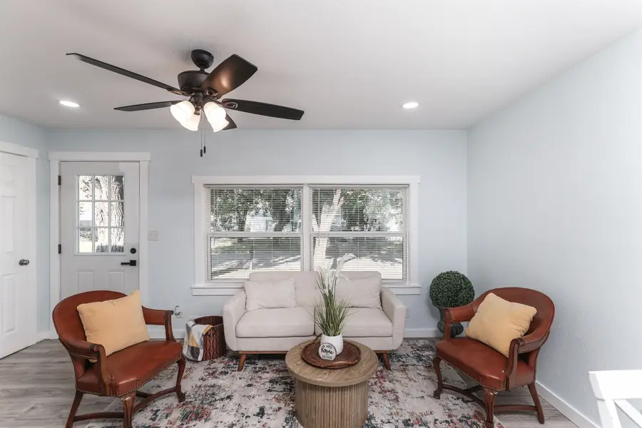 2336 N Estelle, Wichita, KS 67219 - Image #3