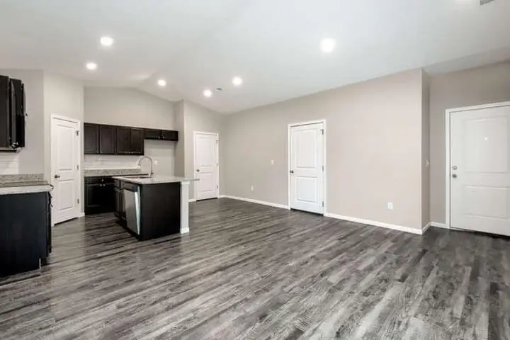 1315 N Azena St, Andover, KS 67002 - Image #2