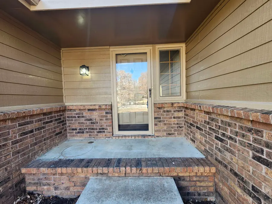 11709 W Jennie St, Wichita, KS 67212 - Image #2