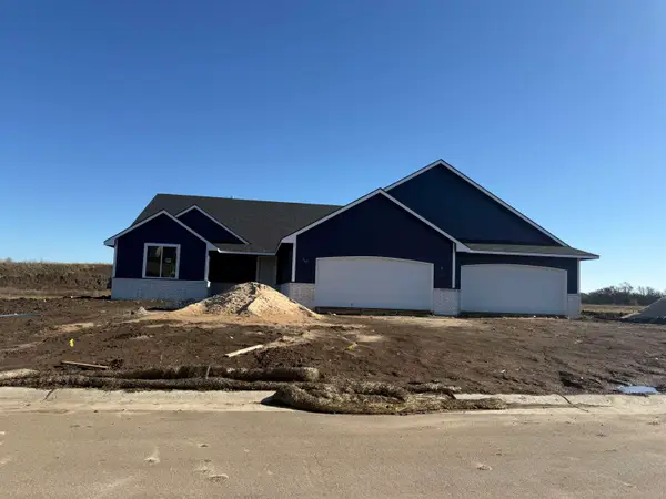 2624 S Willow Oak St, Wichita, KS 67230