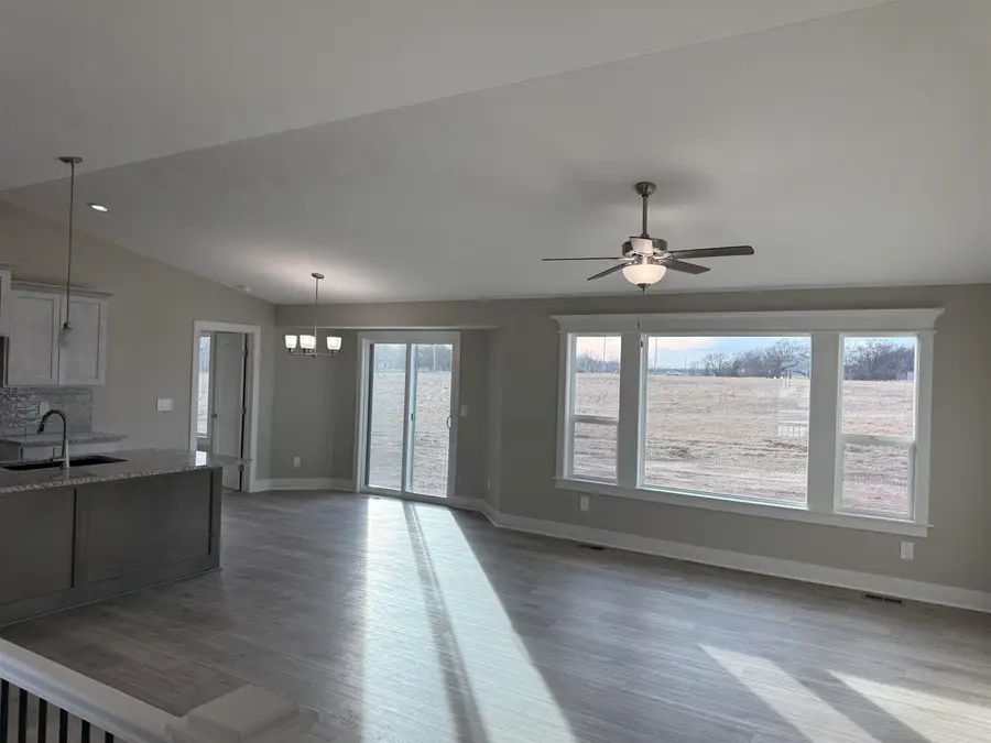 2361 S Saddle Cir, Wichita, KS 67235 - Image #3