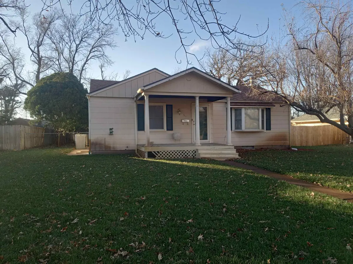 511 Santa Fe, Halstead, KS 67056 - Image #1