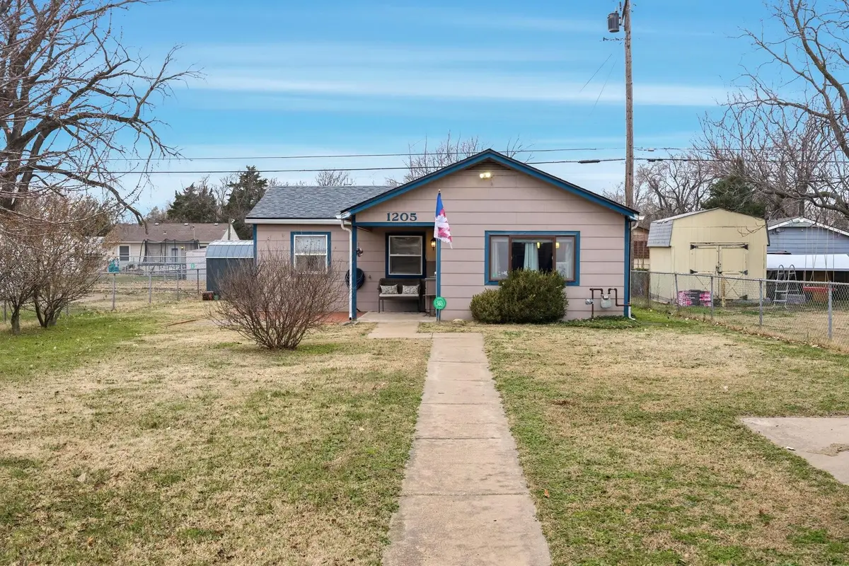 1205 S Vine St, Wichita, KS 67213 - Image #1