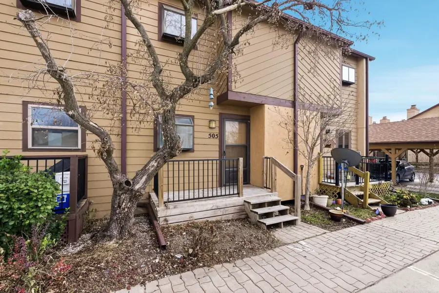 2405 S Capri Ln, Wichita, KS 67210 - Image #3