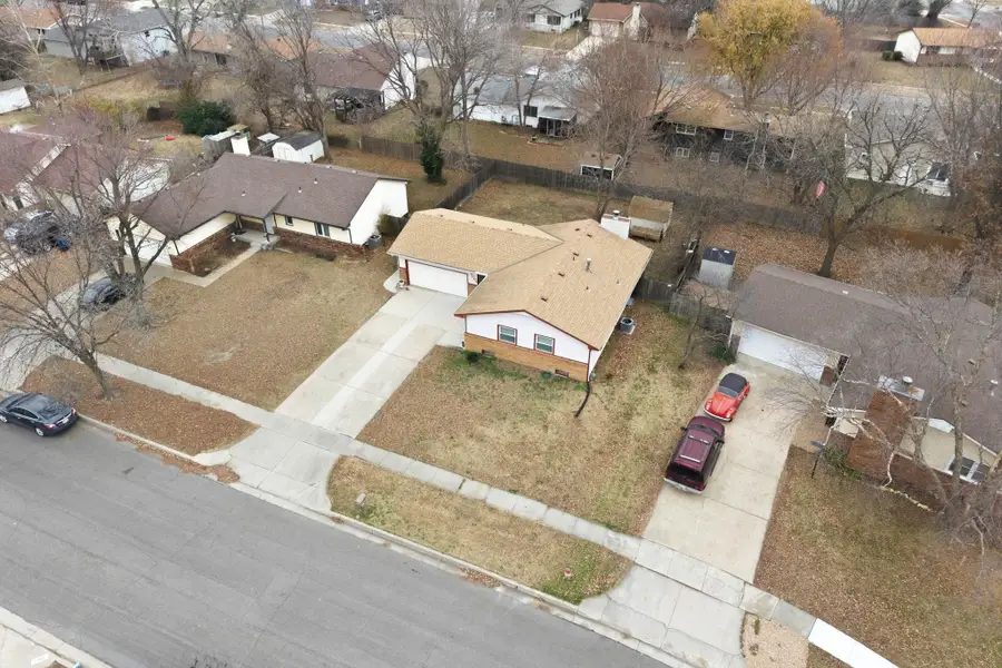 4004 Clarendon St, Bel Aire, KS 67220 - Image #3