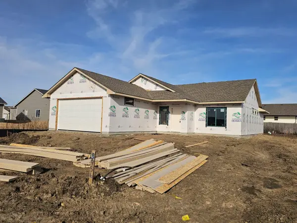 8956 E Forbes Cir., Bel Aire, KS 67226