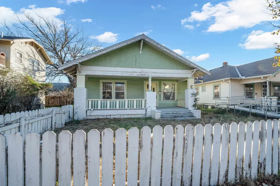 852 N Woodrow Ave, Wichita, KS 67203 - Image #2