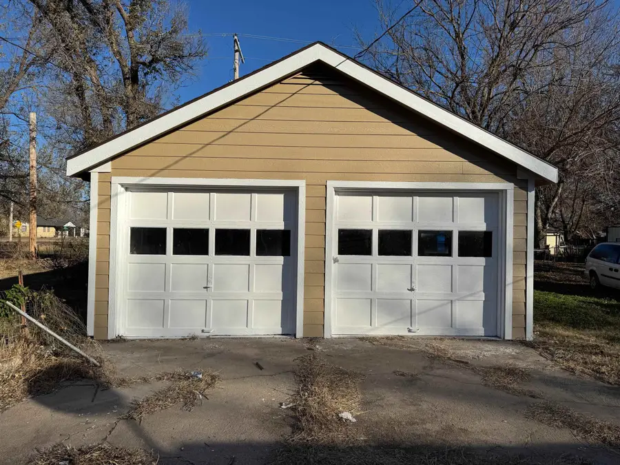 1120 N C Street, Arkansas City, KS 67005 - Image #2