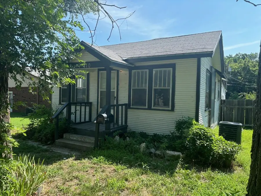 410 S Gordon St, Wichita, KS 67213 - Image #2