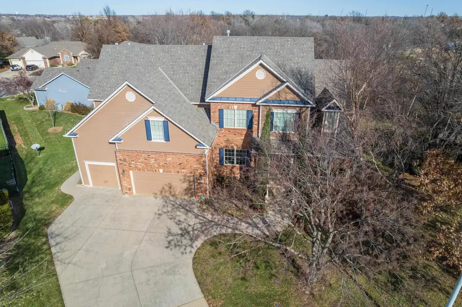 1436 E Hiddenridge Ct, Derby, KS 67037 - Image #2
