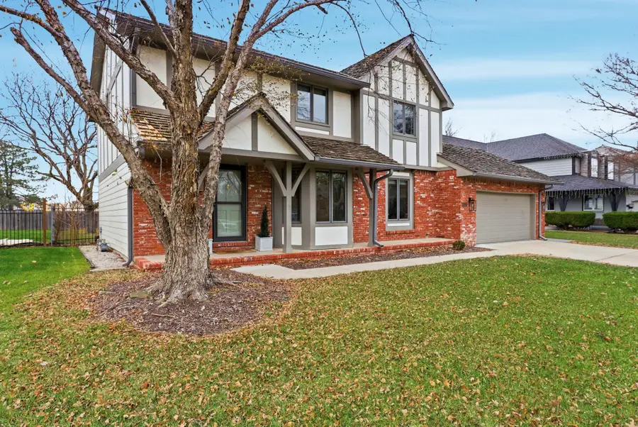 2819 N Penstemon St, Wichita, KS 67226 - Image #2