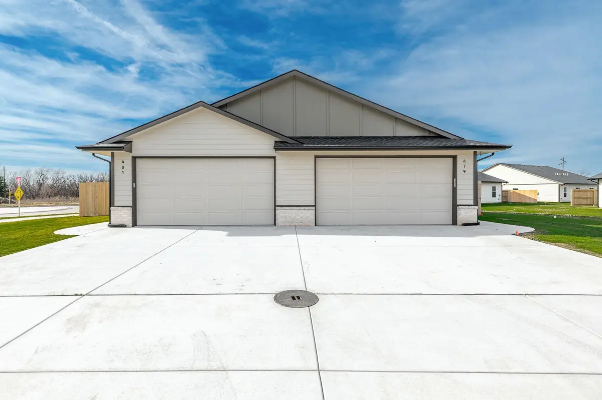 481 E Harper St, Valley Center, KS 67147-8948 - Image #1