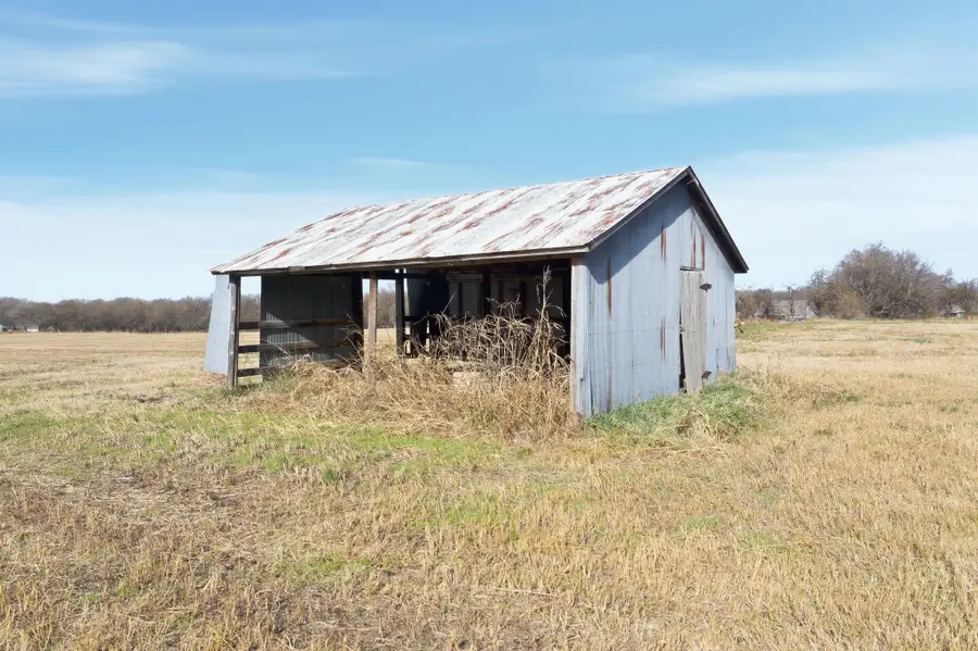 1619 N Rock Rd, Mulvane, KS 67110 - #3