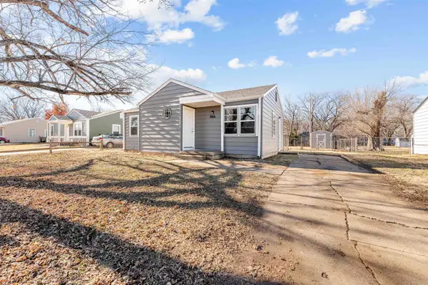 866 Seneca Ave, Salina, KS 67401