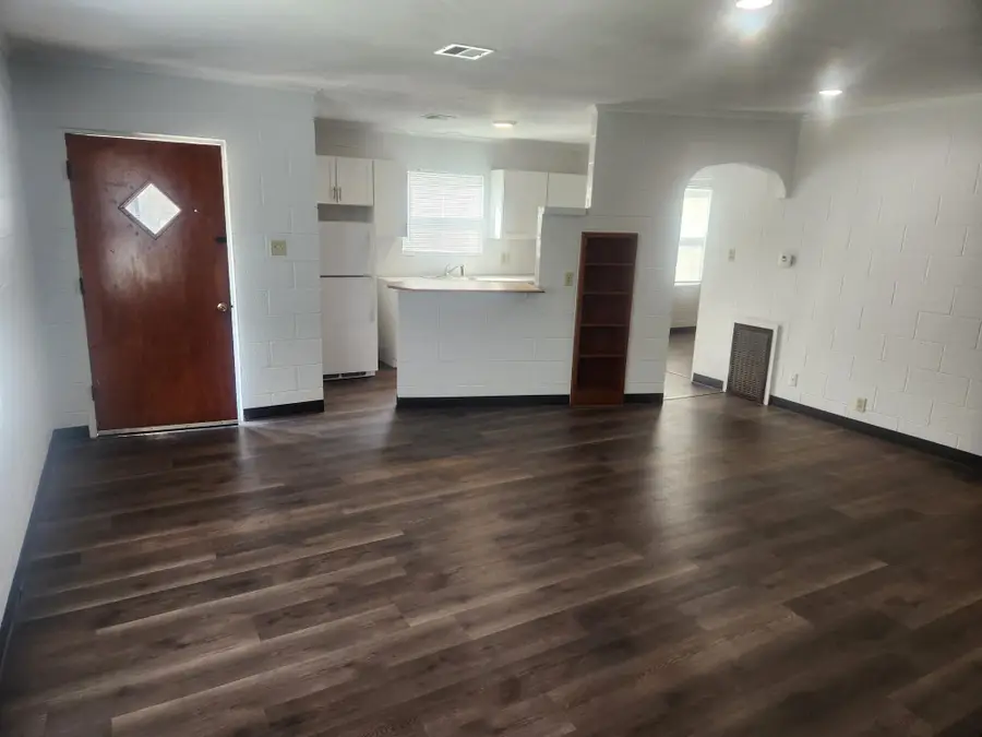 1712 Simpson Ave, Winfield, KS 67156 - #3