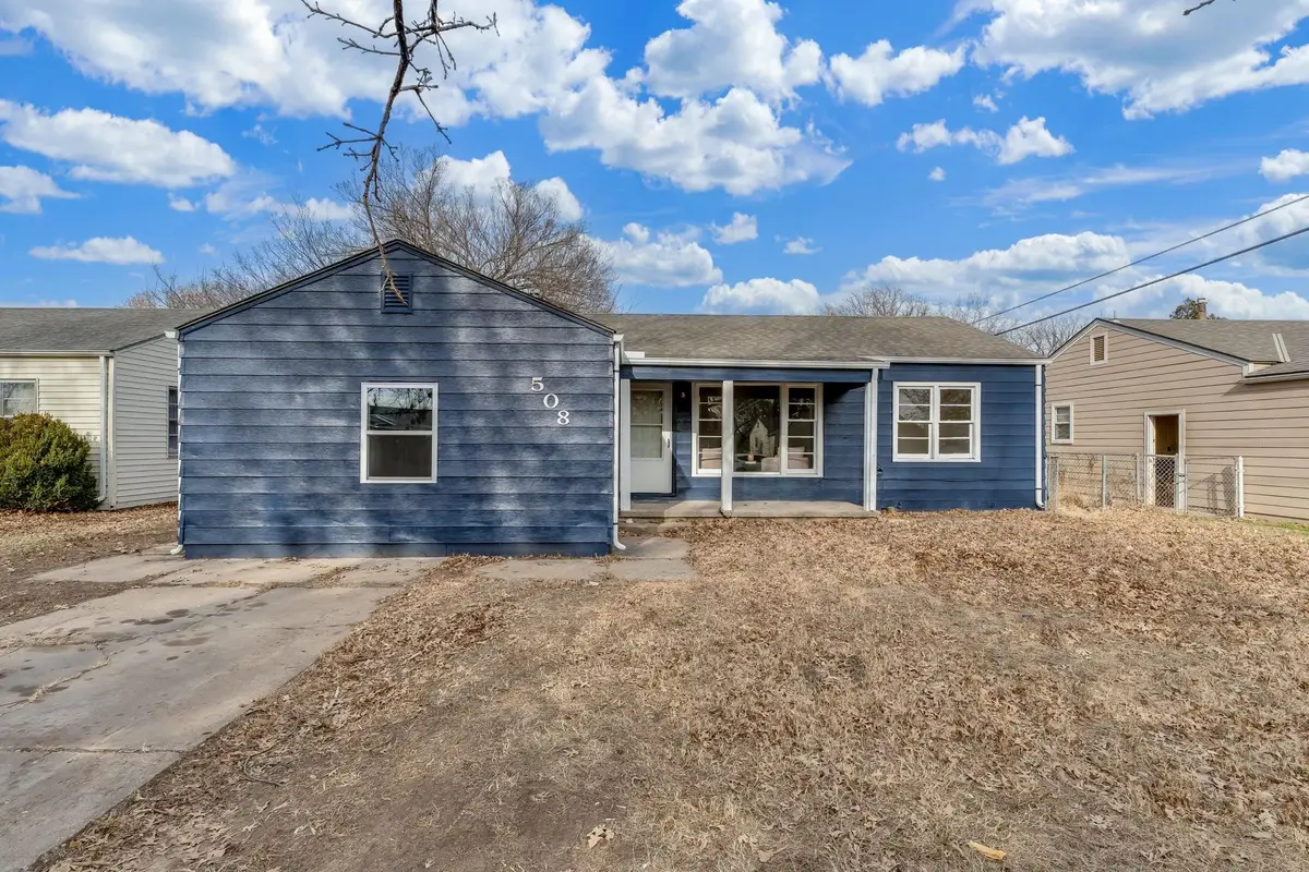 508 W Carlyle St, Wichita, KS 67217 - Image #1