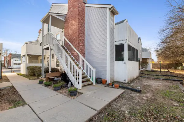 1717 S Cypress St Apt 1424, Wichita, KS 67207