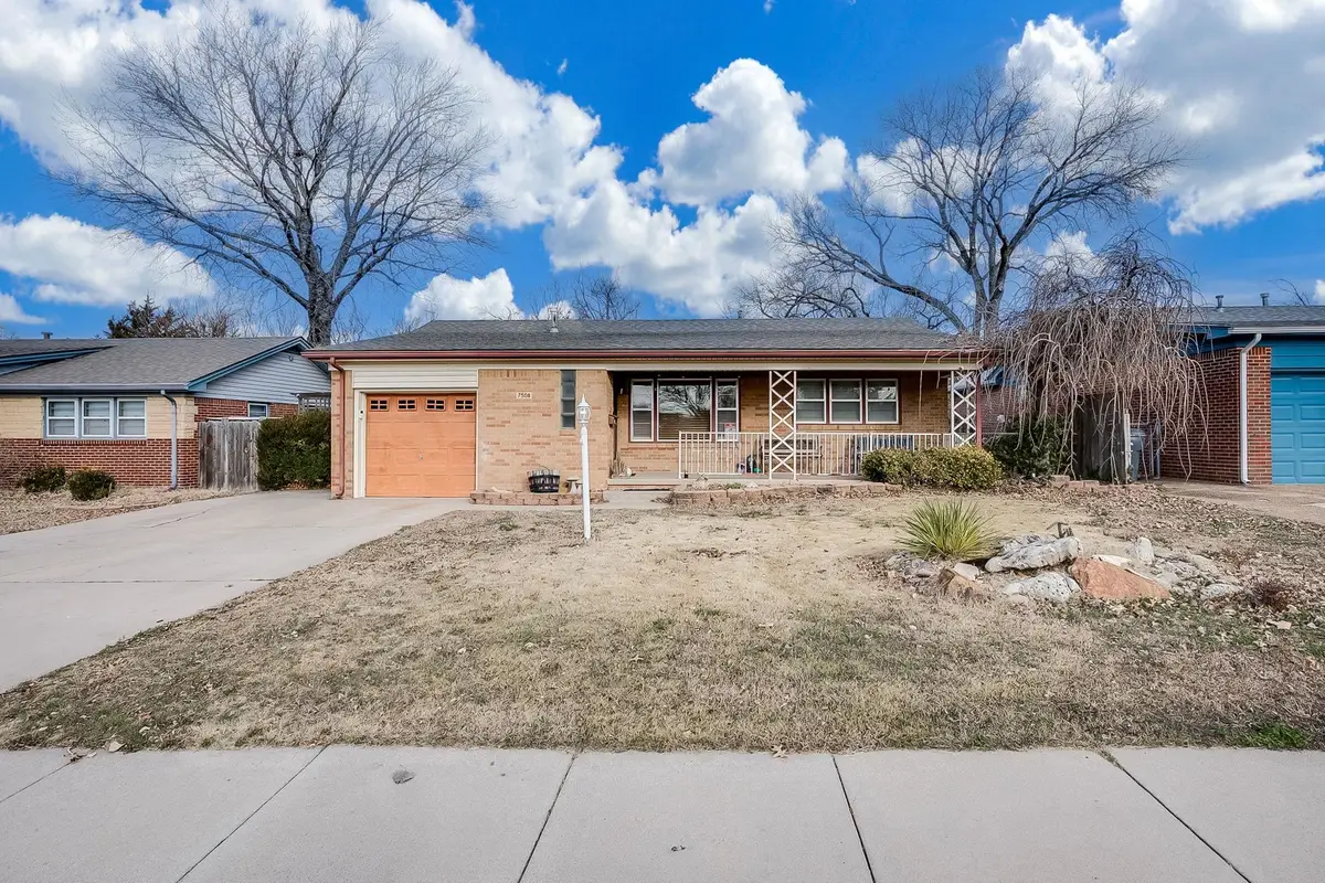 7508 E Lincoln St, Wichita, KS 67207 - Image #1