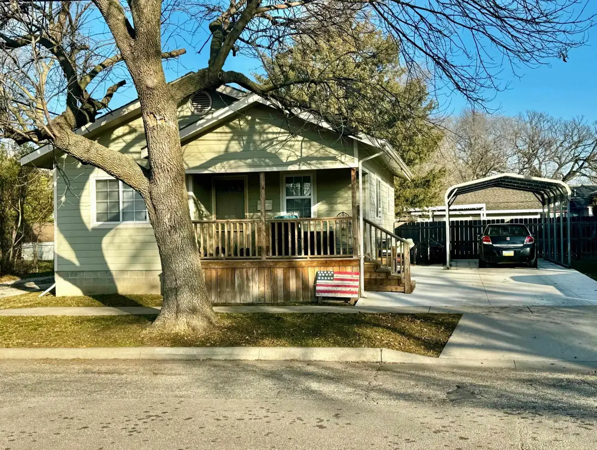 217 E 12th St, Wellington, KS 67152 - Image #1