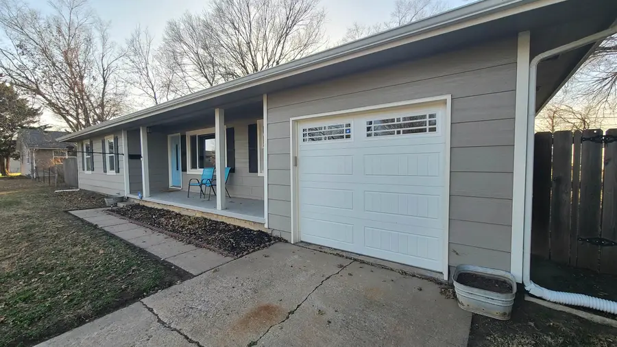 1923 Robbins St, Augusta, KS 67010 - Image #3