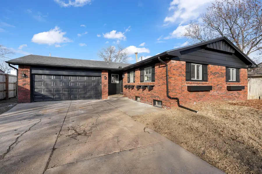 8208 E Grail St, Wichita, KS 67207 - Image #3