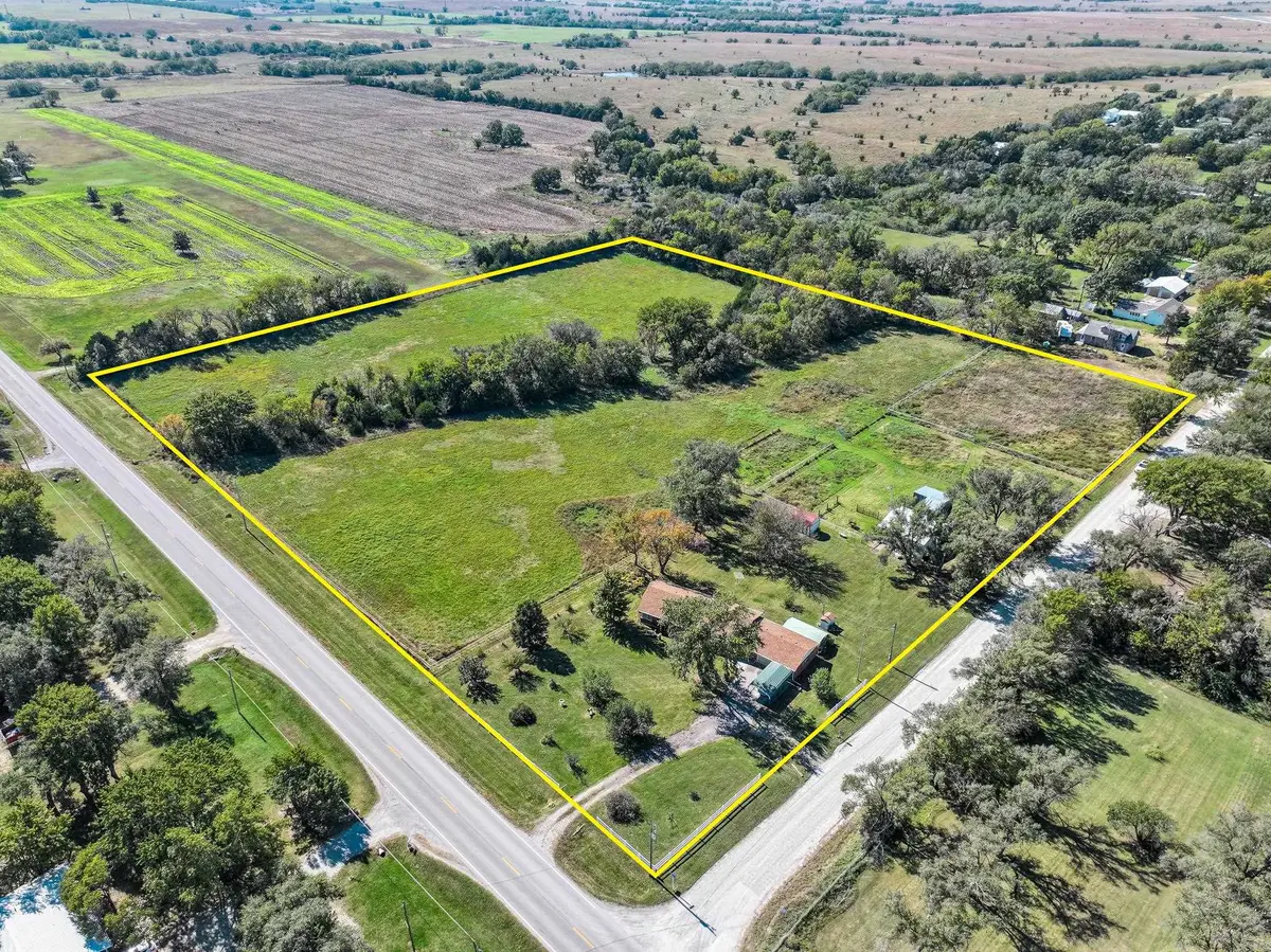 1387 SE Bluestem Rd, El Dorado, KS 67042 - Image #1