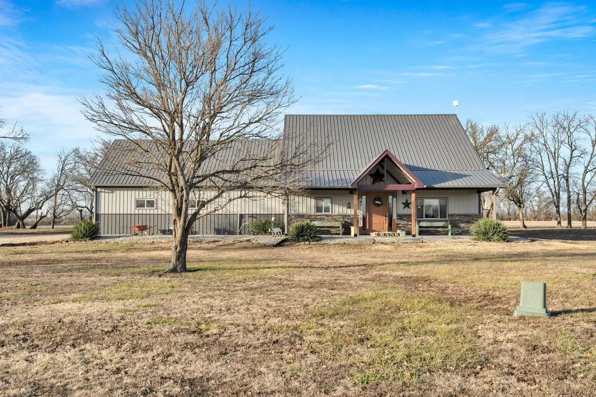 118 SE 95th Ter, Leon, KS 67074 - Image #1