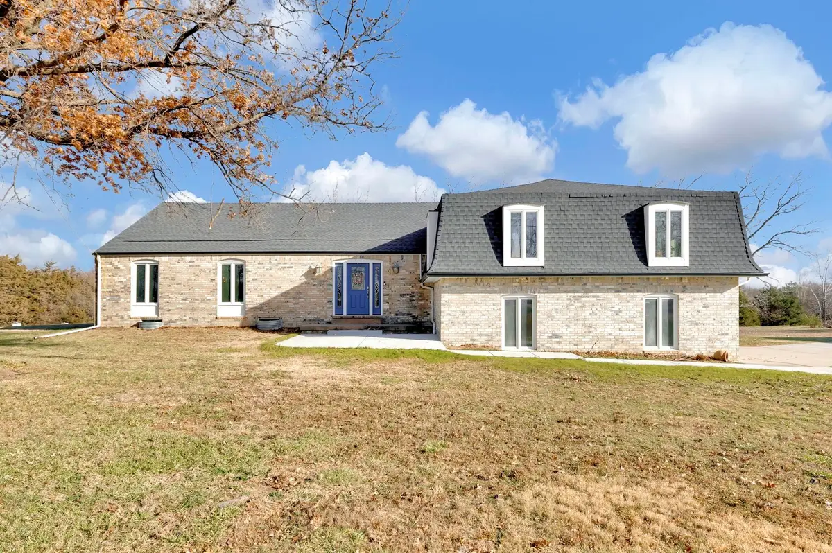 15106 SW County Line Rd, Rose Hill, KS 67133 - Image #1