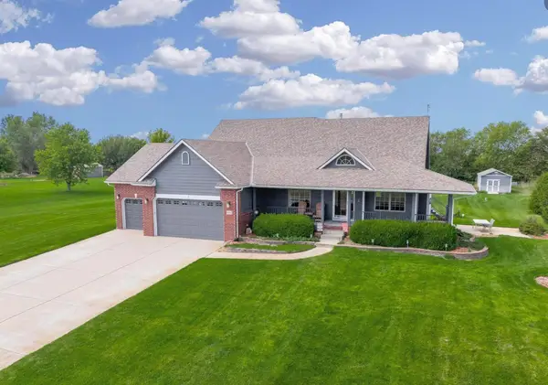 1701 Aurora Sedgwick, Bentley, KS 67016