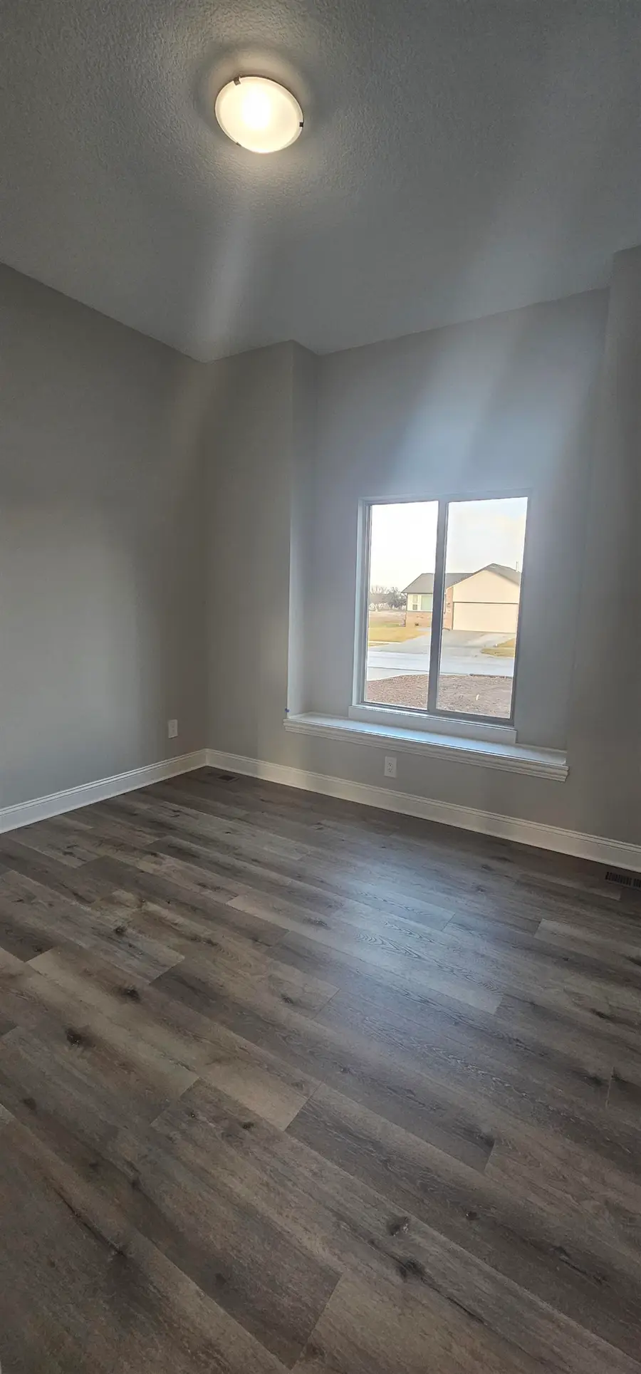 1903 S Lynnrae St, Wichita, KS 67207 - Image #2