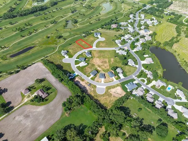 301 W Cherry Oaks St, Cheney, KS 67025