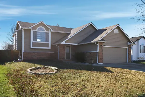 4426 E Falcon St, Wichita, KS 67220-1776