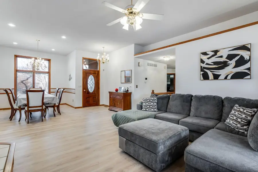 1417 E Box Elder Ct, Derby, KS 67037 - Image #3