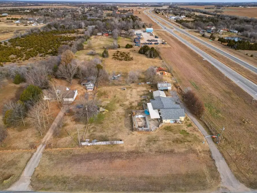 7196 252nd Rd, Arkansas City, KS 67005 - Image #2