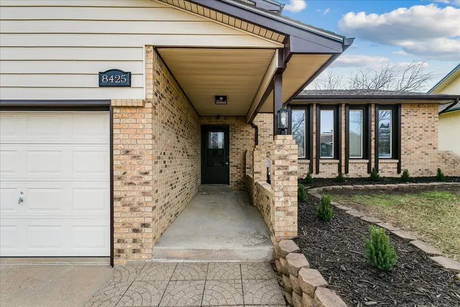 8425 E Mount Vernon St, Wichita, KS 67207 - Image #2