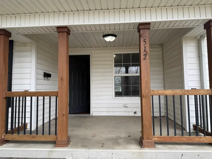 512 E Lincoln Ave, Wellington, KS 67152 - Image #2