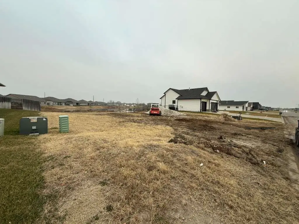 7312 E Pheasant Ridge St, Bel Aire, KS 67226 - Image #1