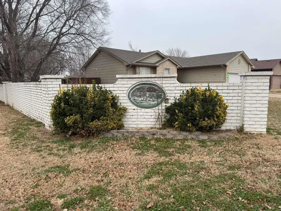 7312 E Pheasant Ridge St, Bel Aire, KS 67226 - Image #2
