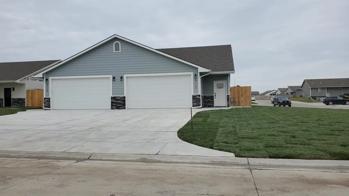 9113 E Chris Ct, Wichita, KS 67226 - Image #1