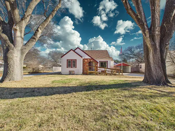 3524 N Armstrong St, Wichita, KS 67204