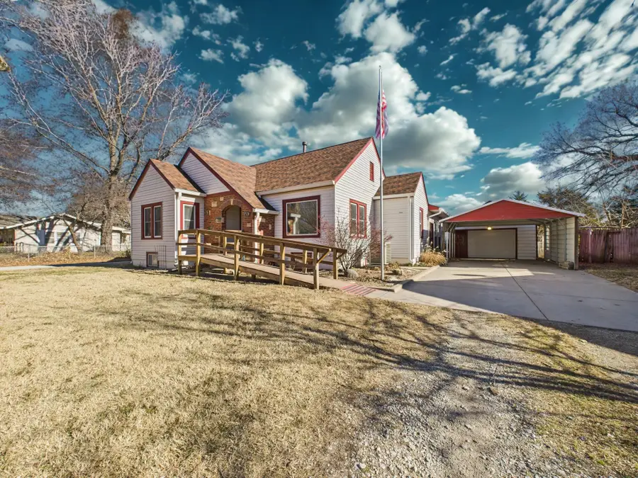 3524 N Armstrong St, Wichita, KS 67204 - Image #2